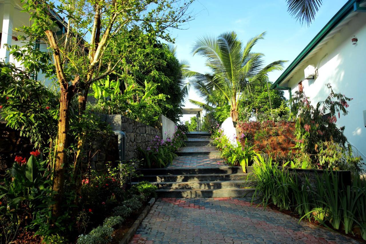 Hill View Resort Nakandalagoda 外观 照片
